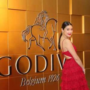 GODIVA Gaile Lok 樂基兒